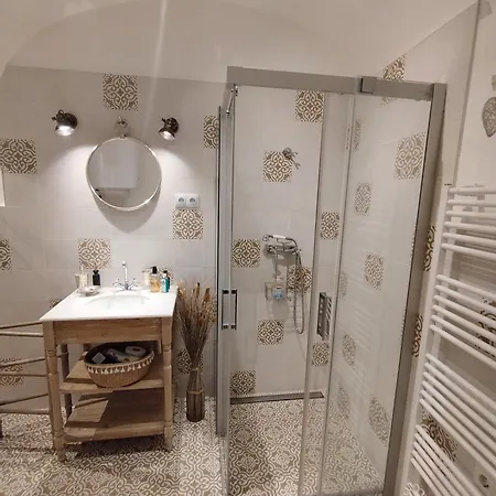 Borso Studioapartman דירה *