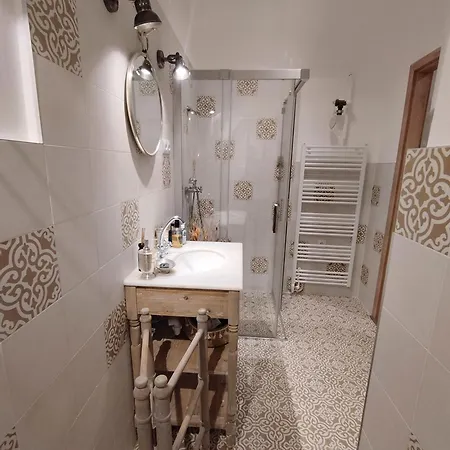 Borso Studioapartman דירה *